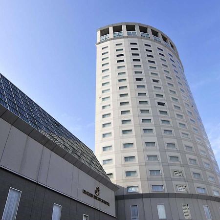 Urayasu Brighton Hotel Tokyo Bay מראה חיצוני תמונה