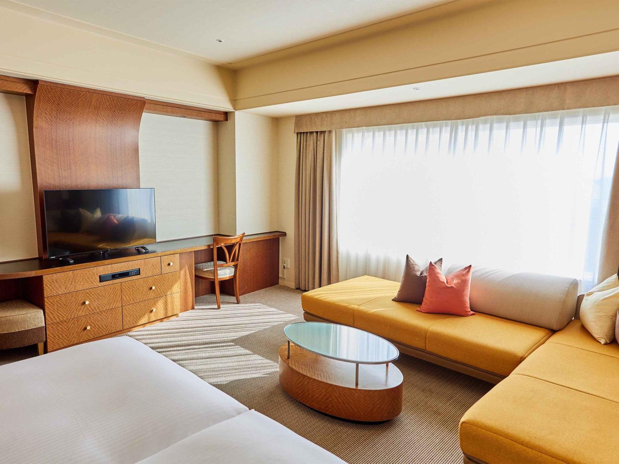 Urayasu Brighton Hotel Tokyo Bay מראה חיצוני תמונה A room at the hotel