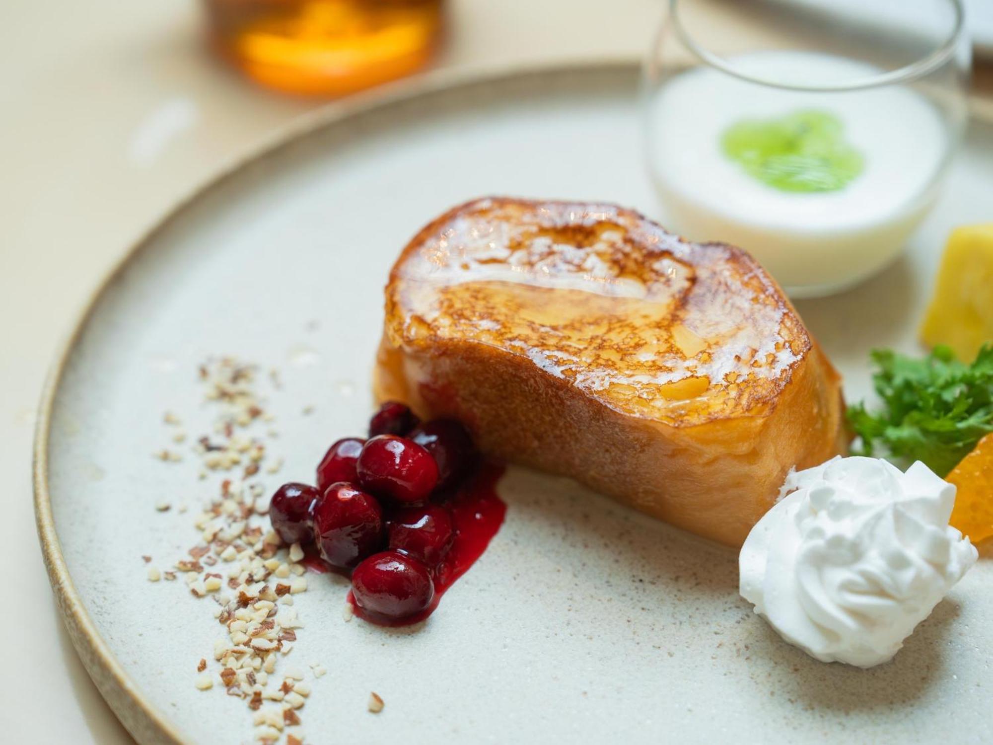 Urayasu Brighton Hotel Tokyo Bay מראה חיצוני תמונה French toast